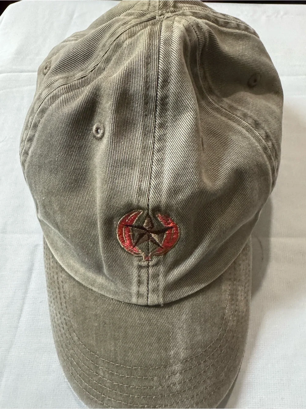 Banana Republic Baseball Cap with Red Star Embroidery - EUC - Unisex